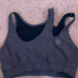gray sports bra
